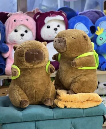 Игрушки: Игрушка капибара + плед Милая и мягкая капибара в комплекте с уютным