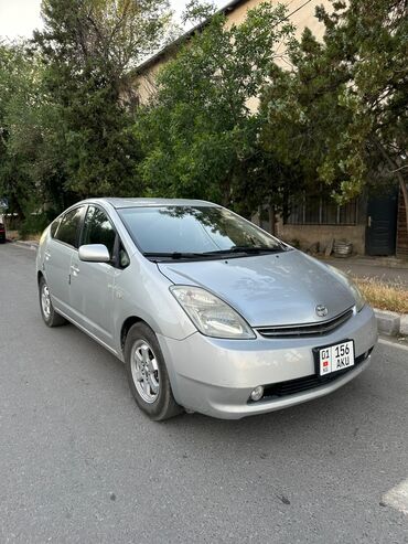 step vagon: Toyota Prius: 2004 г., 1.5 л, Автомат, Бензин, Хэтчбэк