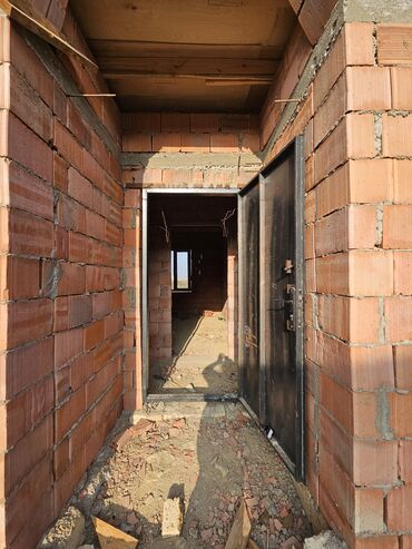 Həyət evləri və villaların satışı: 3 otaqlı, 71 kv. m, Kredit var, Təmirsiz — 2