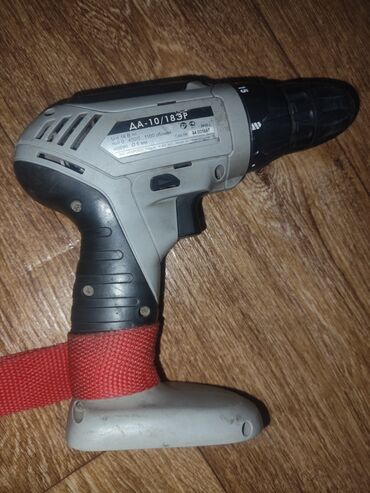 Шуруповерты: Продам оптом 2 старых моделей б/у шуруповёртов, они рабочие только у — 11