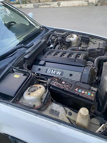 bmw lyuk: BMW 5 series: 2 l | 1990 il Sedan — 8