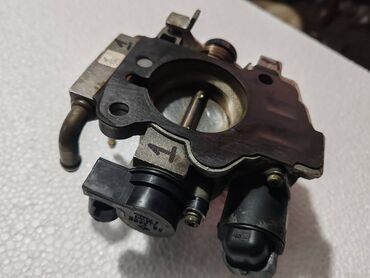 Auto delovi: Klapna gasa Lada 21214 Niva 1.7i br.1. Polovno, ocuvano. Skinuto sa — 13