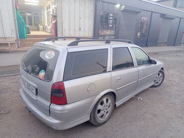 Opel: Opel Vectra: 2001 г., Механика, Универсал — 3