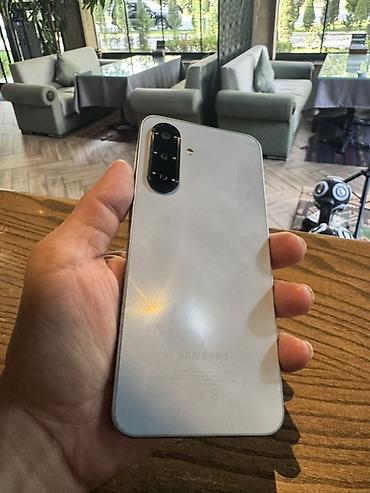 Мобильные телефоны и аксессуары: Samsung A17 Telefon yenidir pakovka Ama acmisiq pakovkasini — 6