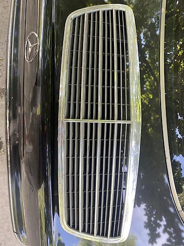 решотки: Передняя решетка радиатора оригинал Mercedes-Benz. - Оригинальный — 1