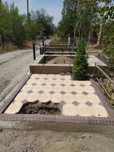 Ритуальные услуги: Изготовление памятников, Изготовление табличек, Облицовка надгробий | Габбро, Гранит, Металл | Оформление — 14