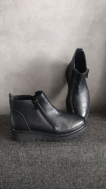 Туфли: 1)Макасы кожа лёгкие,оч мягкиестелька - подушечка( размер — 6