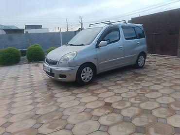cl 63 2010: Toyota Funcargo: 2005 г., 1.3 л, Бензин — 4