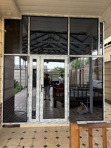 prima construction: Алюминиевое окно на заказ, Тип окна: Витражные, Панорамные, Фасадные, Декоративные особенности: Фрамуга, Бесплатная установка, В рассрочку — 1