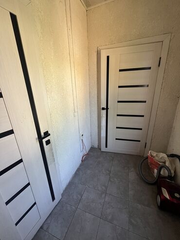 продается дом кызыл аскер: 100 м², 5 комнат, Требуется ремонт Без мебели
