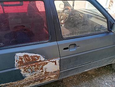 салон е46: Volkswagen Jetta: 1998 г., 1.8 л, Кол менен иштөөчү, Бензин, Седан — 4