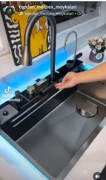 Çanaqlar, tülpanlar: Çoxfunksiyalı premium mətbəx moykası və kran sistemi.Topdan satis