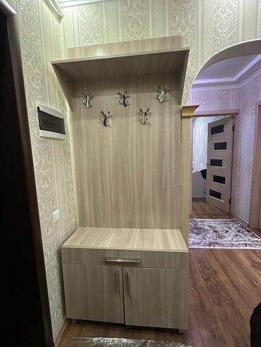 пластик бу терезе: Кире бериш үчүн шкаф, Колдонулган, Күзгүсүз, ЛДСП
