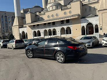 Hyundai: Hyundai Sonata: 2011 г., 2 л, Автомат, Газ, Седан — 3