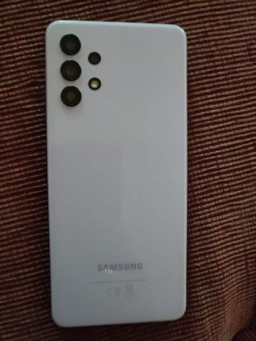 54 oglasa | lalafo.rs: Samsung Galaxy A32 bоја - Lila | Broken phone