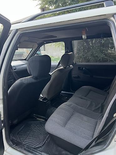 variant: Volkswagen Passat Variant: 1989 г., Механика, Бензин, Универсал — 6