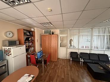 открыто: Сдаю The entire office: 50 м², С ремонтом — 5