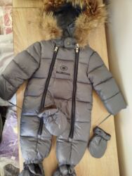 продаю связи с переездом: Зимние комбинезоны жаны размер 3-6 Айга туура келет