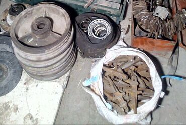 Другие автозапчасти: , вариатора нет, нет нет,что на фото других запчастей нет есть — 6