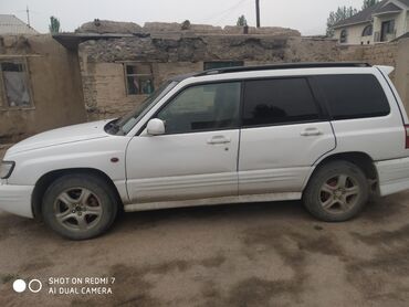 Subaru: Subaru Forester: 2001 г., 2 л, Автомат, Бензин, Кроссовер