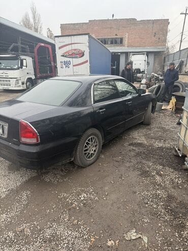 машины за 7000 долларов: Mitsubishi Galant: 2004 г., Седан