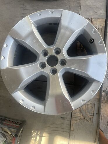 купить диски на субару форестер: Литые Диски R 17 Subaru, 1 шт, отверстий - 5