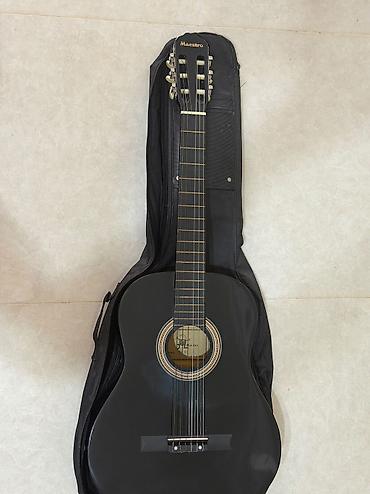 gitara satilir: Gitar 2011 ci ilin gitaridi prablemi yoxdu ancaq arxasina seni sevirem — 1