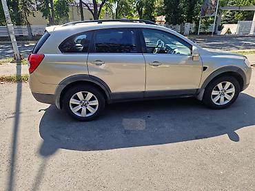 moj auto: Prodajem Chevrolet Captivu, sa pogonom na sva cetiri tocka, sa sedam — 8