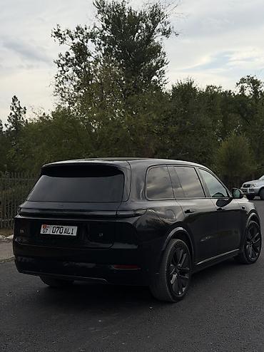 Продажа авто: Lixiang L9: 2023 г., 1.5 л, Автомат, Электромобиль, Кроссовер — 5