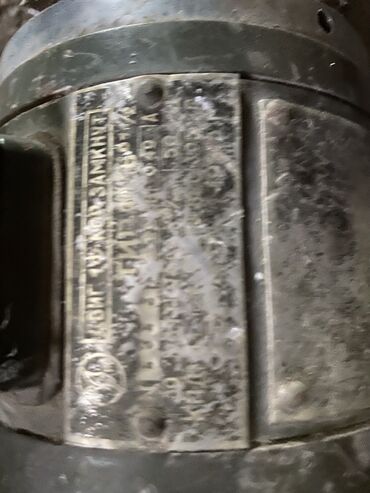 Другое оборудование для производства стройматериалов: Гильотина, разматыватель ( клеть) остаток кровельного металла, все — 28