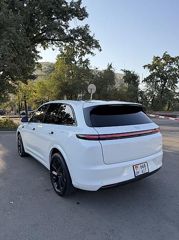 sonlink 200: Lixiang L7: 2023 г., 1.5 л, Автомат, Электромобиль, Внедорожник — 8