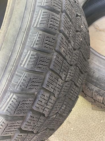 шины 20560 r16: Зимние шины Dunlop (шипов нет), комплект из 2 штук. - Размер: 205/60 — 5