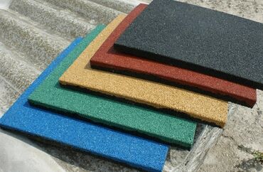 покрытие для площадки: Резиновая плитка - травмобезопасное напольное покрытие, производится