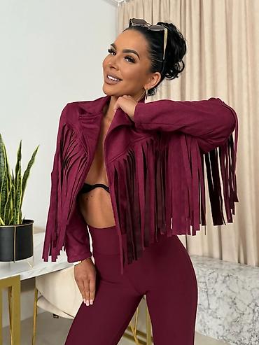 somot pantalone zenske: Jakna od velura sa resama 🌸 ✨ Efektan model koji svaki outfit čini — 1
