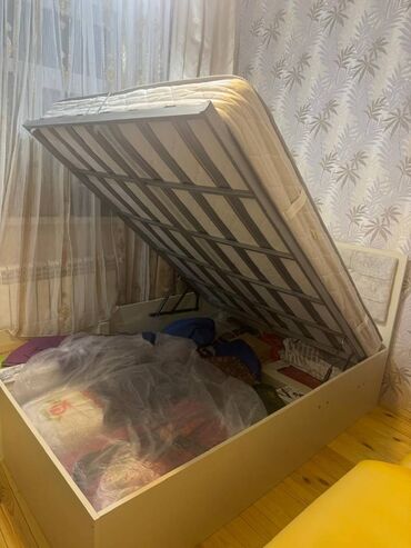 Yataq otağı dəstləri: İki nəfərlik 6 ay işlənmiş içi bazalı çarpayı və döşək dəsti - Ölçü — 11