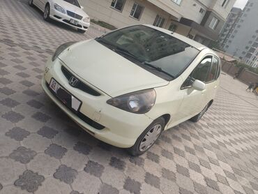 Honda: Honda Fit: 2002 г., 1.3 л, Вариатор, Бензин, Хэтчбэк