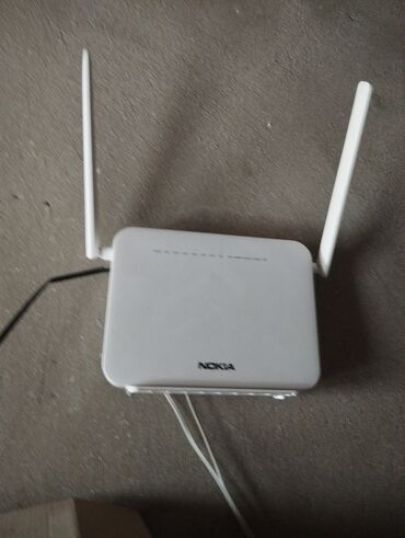 işlenmiş komputer: Nokia Wi‑Fi router - Brend: Nokia - Rəng: ağ - İki ədəd xarici antena