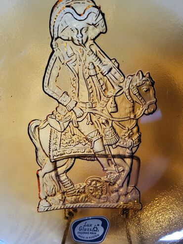 Ostalo posuđe: Univezalni tanjir,nov,vintaz Lux glass Austrija. Univerzalni na lalafo.rs — 8 Ostalo posuđe: Univezalni tanjir,nov,vintaz Lux glass Austrija. Univerzalni — 8