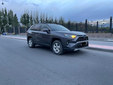 stepwgn rg: Toyota RAV4: 2021 г., 2.5 л, Вариатор, Гибрид