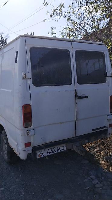 208d: Mercedes-Benz T1: 1989 г., 2.3 л, Механика, Дизель, Фургон — 3