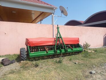 sumqayit traktor bazari: Traktor 2021 il, motor 2.8 l, İşlənmiş