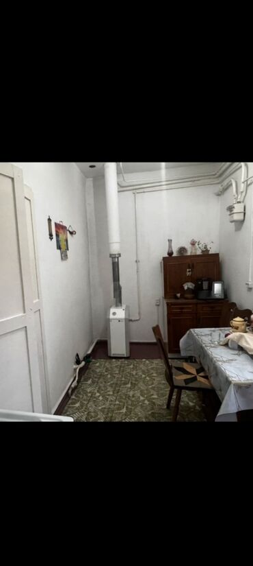 снять домик в горах бишкек: 59 м², 3 комнаты, Парковка, Забор, огорожен