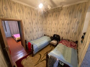 Həyət evləri və villaların satışı: Qaraçuxur qəs. 4 otaqlı, 90 kv. m, Orta təmir — 3