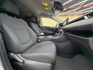 накладка одиссей: Toyota RAV4: 2019 г., 2.5 л, Автомат, Бензин, Кроссовер — 10