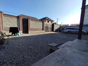 Продажа коттеджей и домов: Продается/сдается двухэтажный дом с огороженным двором — 3