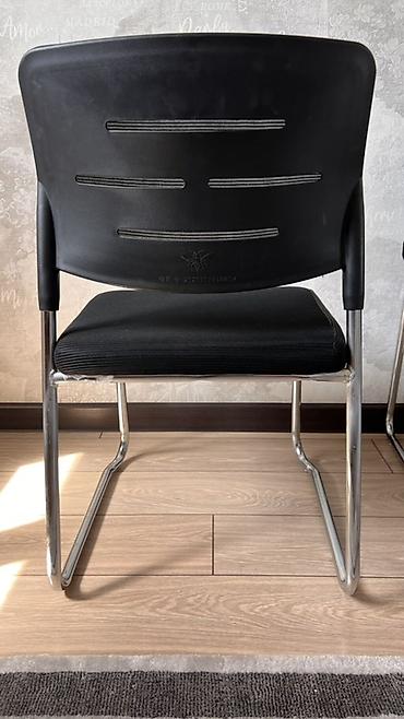 office table: Офисный/гостевой стул на полозьях - Эргономичная форма сиденья и — 3