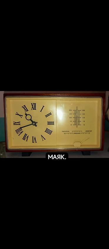 Vintage “Маяк” stolüstü saat-radio - Kombinə olunmuş cihaz: sol