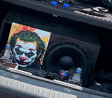 subvufer: Avtomobil üçün səs sistemi komplekti - Gücləndirici: Soundmax — 3