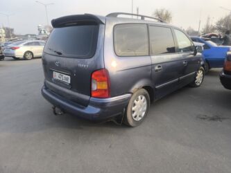 органайзер багажник: Hyundai Trajet: 2001 г., 2 л, Механика, Минивэн
