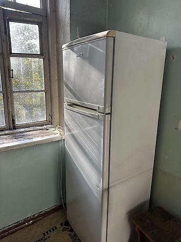Beko iki qapılı soyuducu - Marka/model: Beko, üst kamera dondurucu